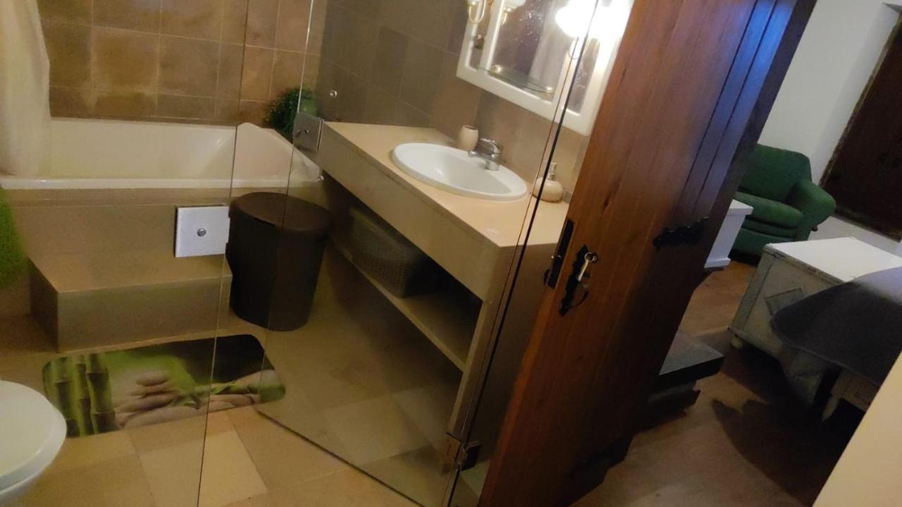Quinta Do Cavaleiro Ao Sol - Um Lugar Ao Sol Guest House Catraia de Sao Paio Ngoại thất bức ảnh